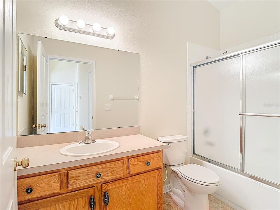 Active With Contract: $325,000 (3 beds, 2 baths, 1412 Square Feet)