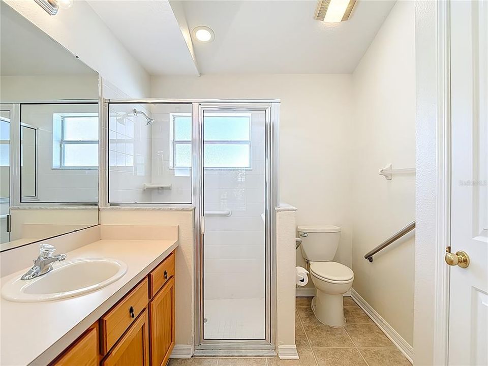 Active With Contract: $325,000 (3 beds, 2 baths, 1412 Square Feet)