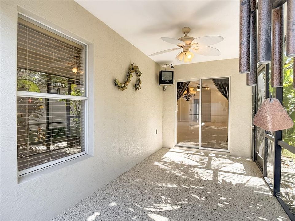 Active With Contract: $325,000 (3 beds, 2 baths, 1412 Square Feet)