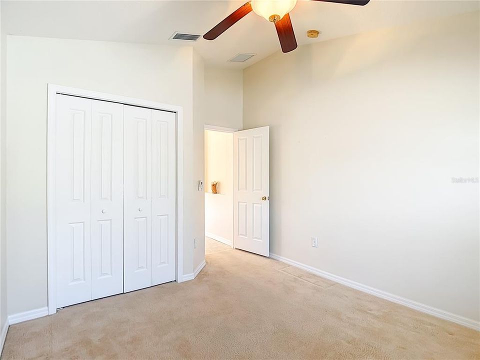 Active With Contract: $325,000 (3 beds, 2 baths, 1412 Square Feet)