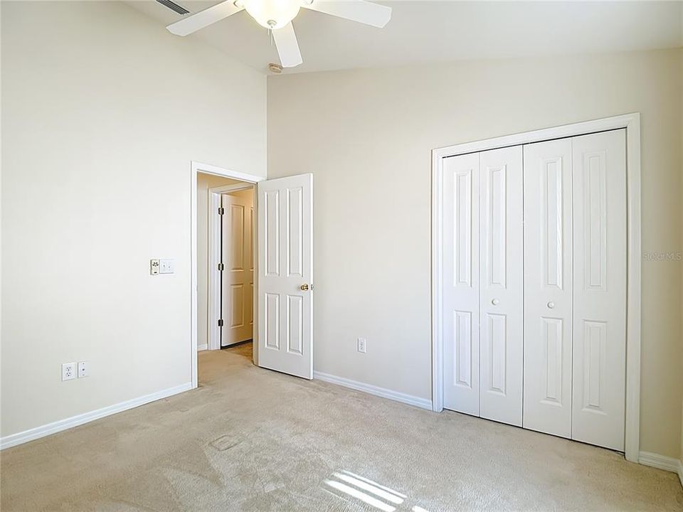 Active With Contract: $325,000 (3 beds, 2 baths, 1412 Square Feet)