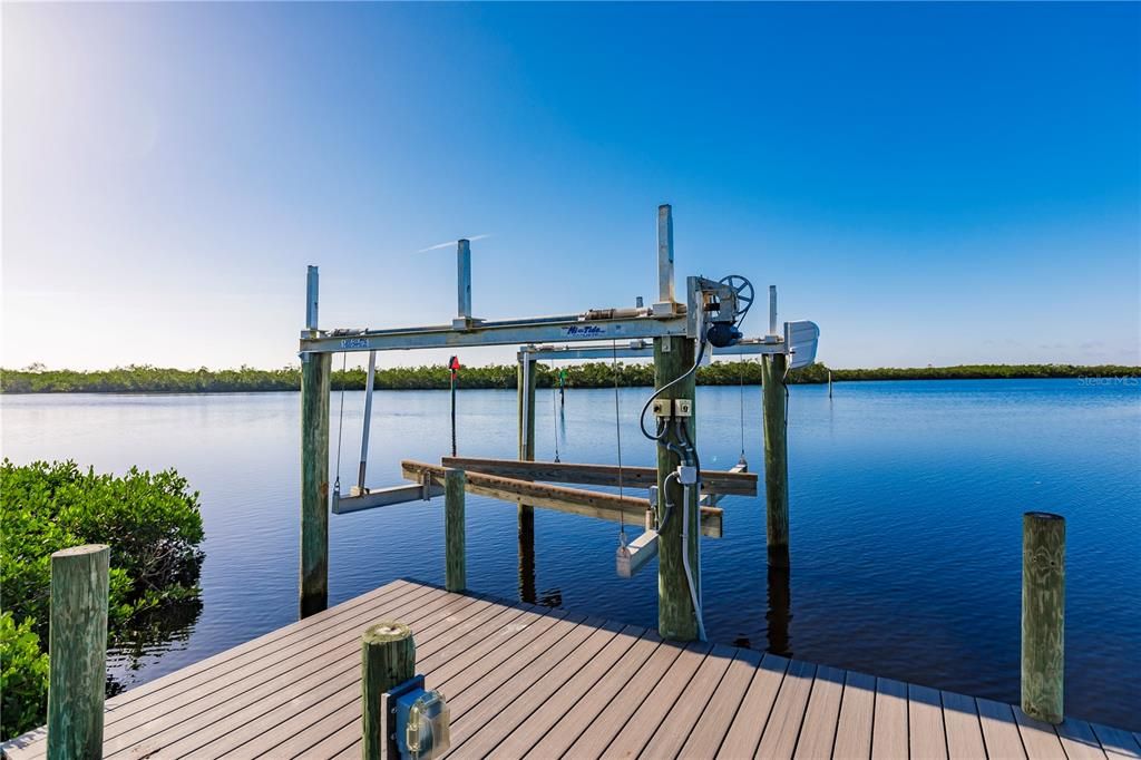 待售: $839,900 (3 贝兹, 2 浴室, 2099 平方英尺)