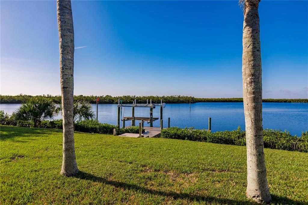 待售: $839,900 (3 贝兹, 2 浴室, 2099 平方英尺)