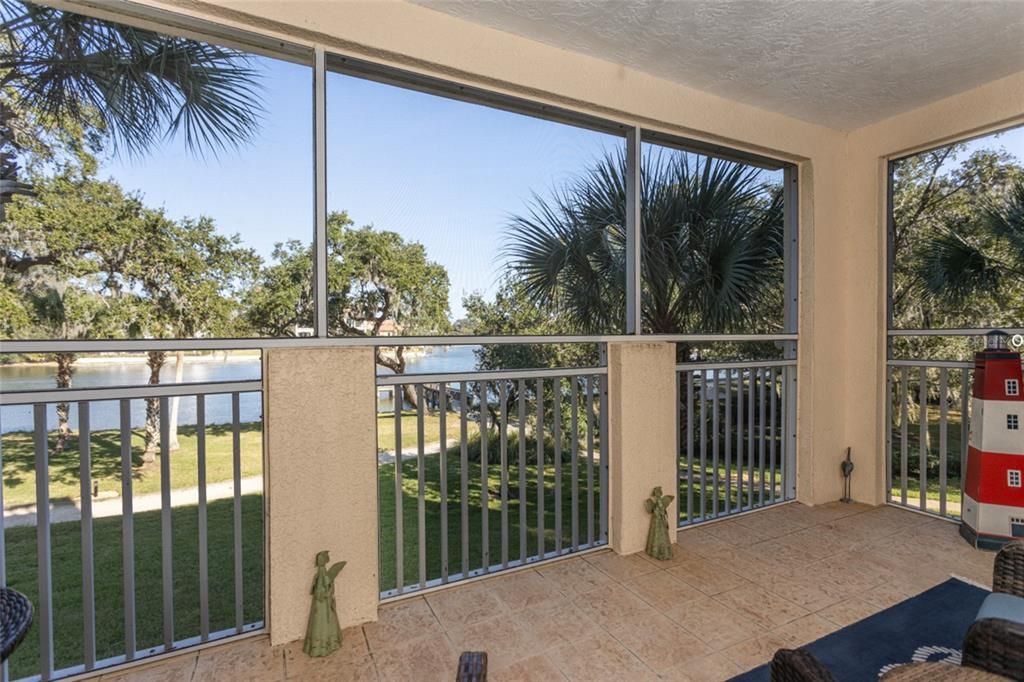 На продажу: $409,000 (3 спален, 2 ванн, 1575 Квадратных фут)