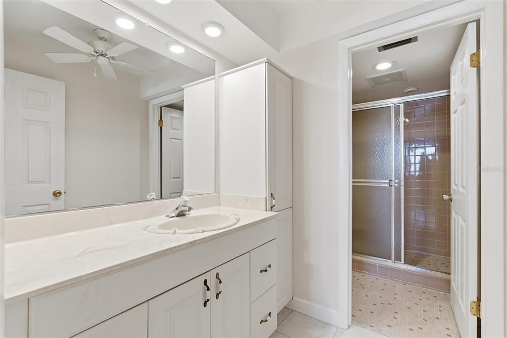 待售: $999,990 (3 贝兹, 3 浴室, 1789 平方英尺)