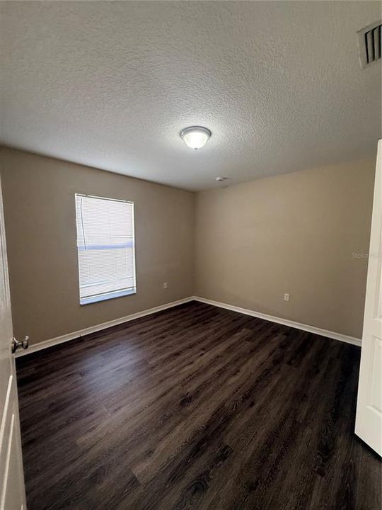 En Venta: $229,900 (3 camas, 2 baños, 1736 Pies cuadrados)