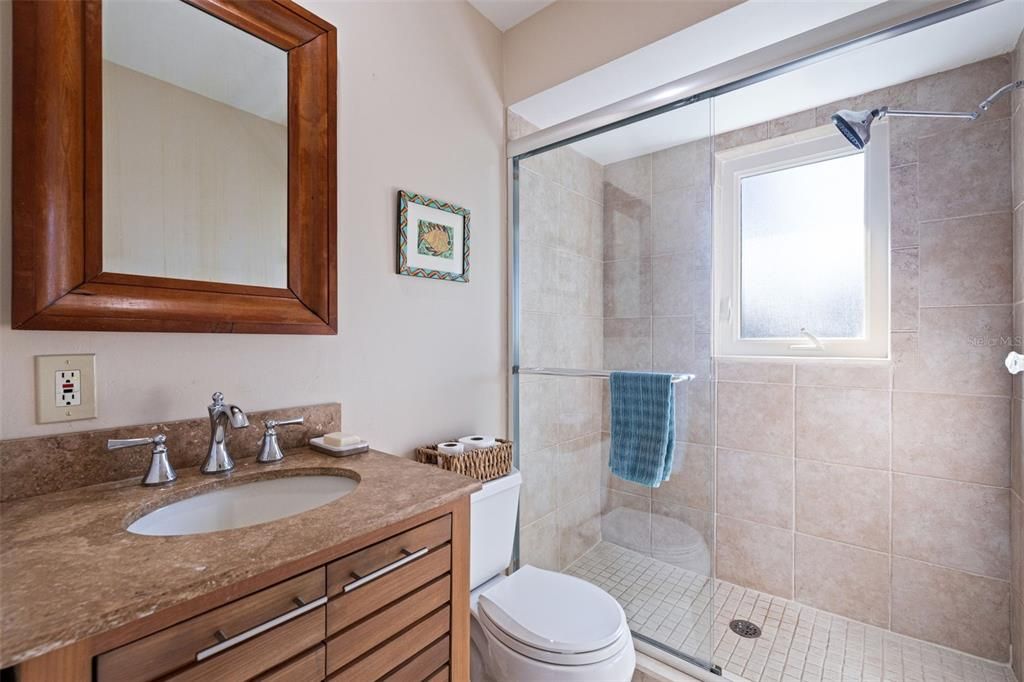 For Sale: $575,000 (4 beds, 2 baths, 1780 Square Feet)