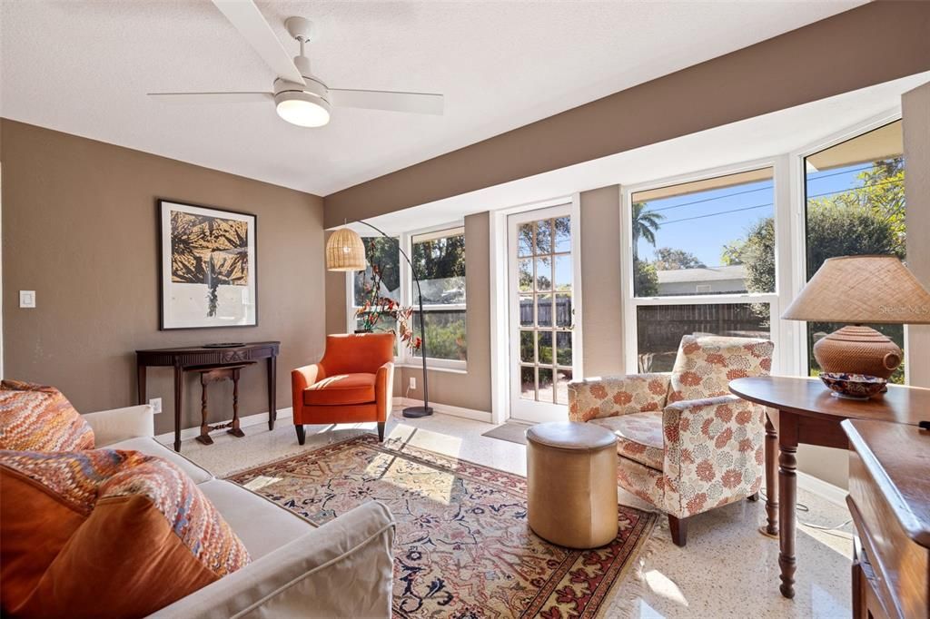 For Sale: $575,000 (4 beds, 2 baths, 1780 Square Feet)