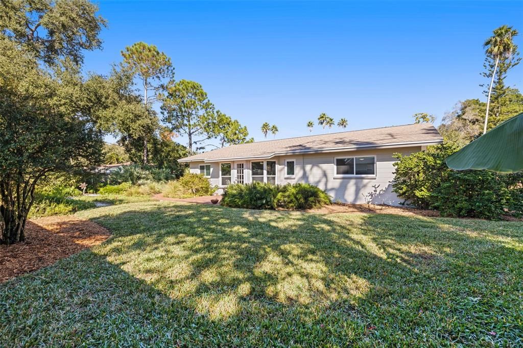 For Sale: $575,000 (4 beds, 2 baths, 1780 Square Feet)