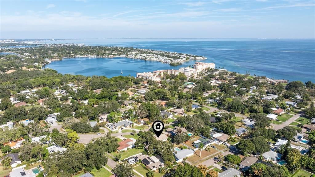 For Sale: $575,000 (4 beds, 2 baths, 1780 Square Feet)