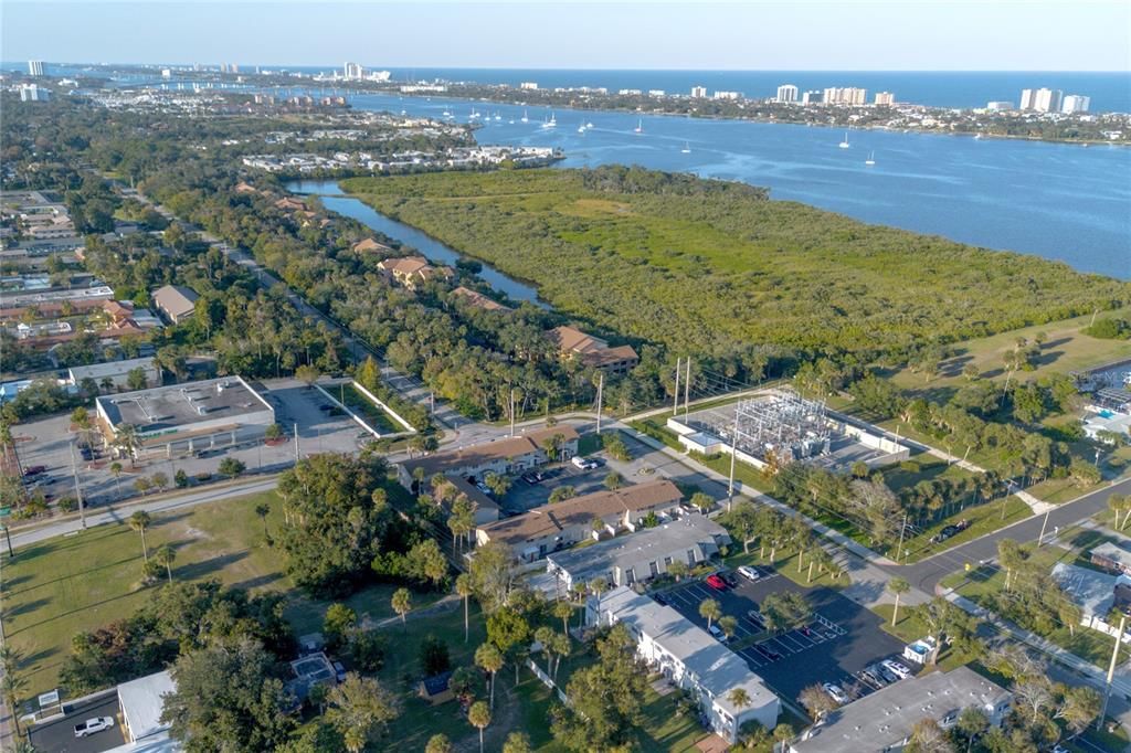 待售: $149,500 (2 贝兹, 1 浴室, 960 平方英尺)