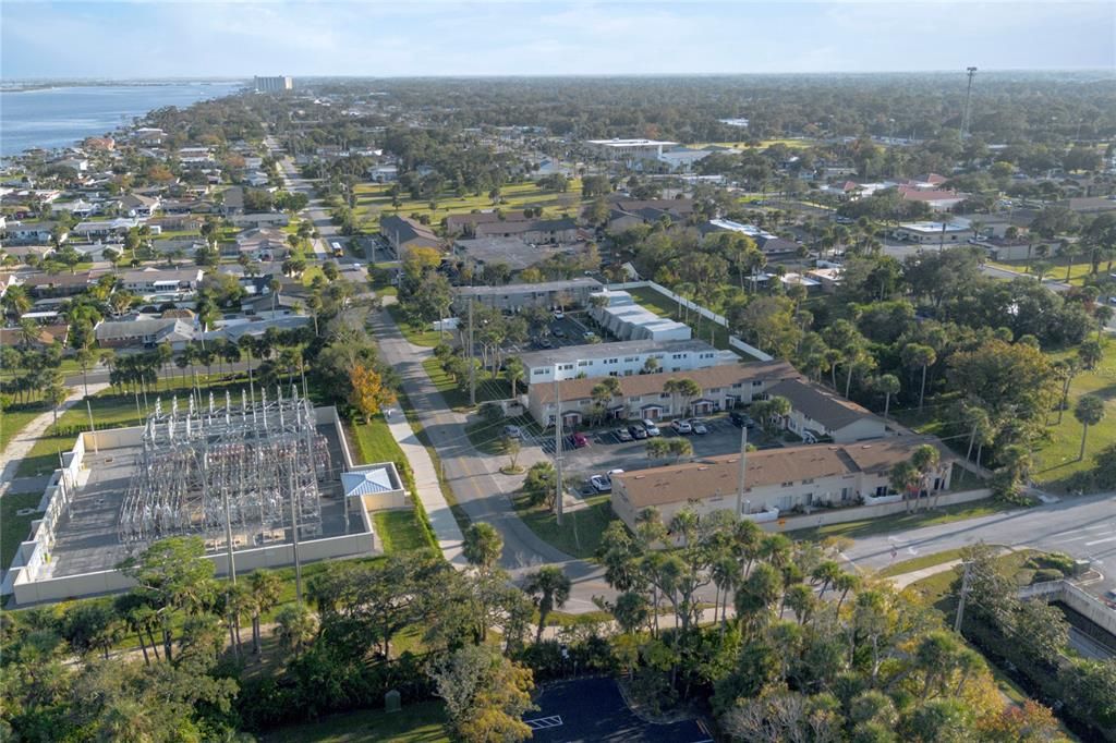 待售: $149,500 (2 贝兹, 1 浴室, 960 平方英尺)