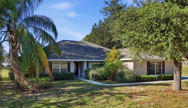 For Sale: $450,000 (4 beds, 2 baths, 2554 Square Feet)