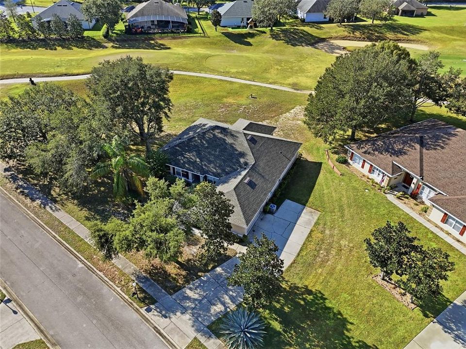 For Sale: $450,000 (4 beds, 2 baths, 2554 Square Feet)