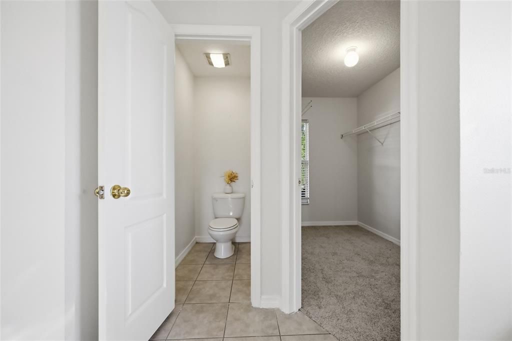 For Sale: $450,000 (4 beds, 2 baths, 2554 Square Feet)