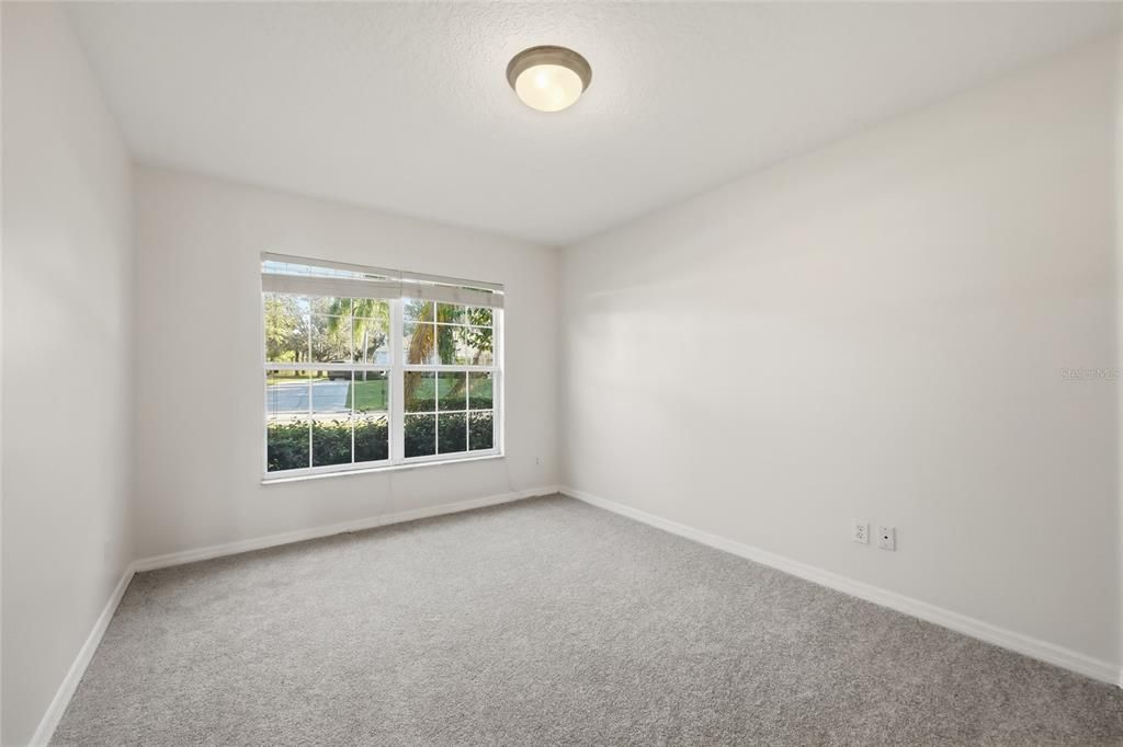 For Sale: $450,000 (4 beds, 2 baths, 2554 Square Feet)