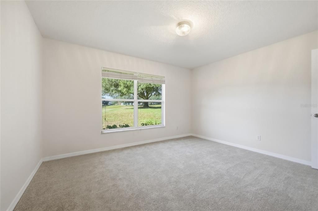 For Sale: $450,000 (4 beds, 2 baths, 2554 Square Feet)