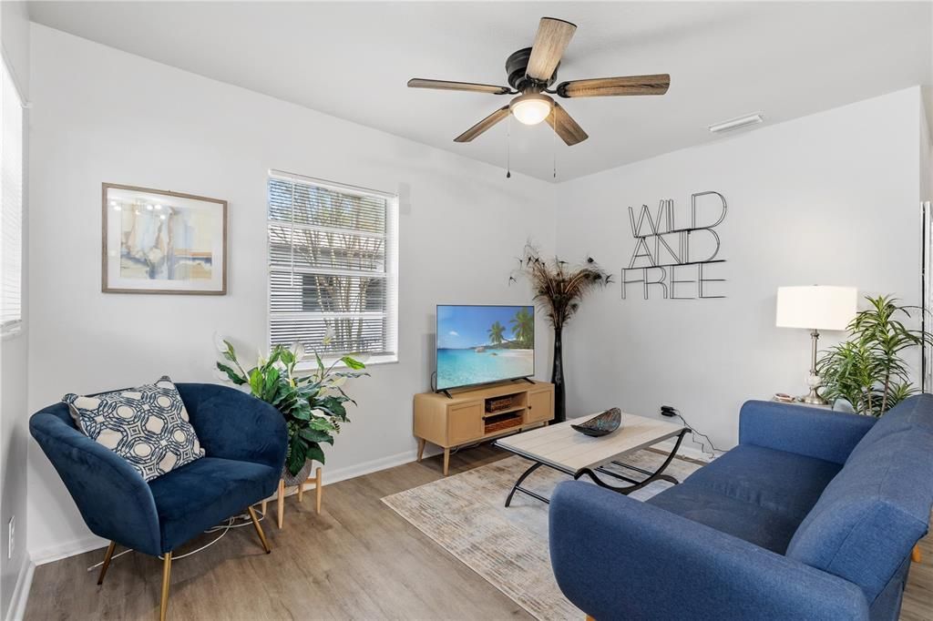 В аренду: $1,899 (2 спален, 1 ванн, 752 Квадратных фут)