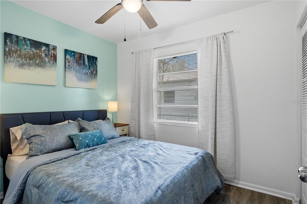 В аренду: $1,899 (2 спален, 1 ванн, 752 Квадратных фут)