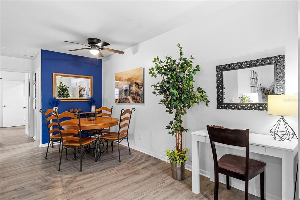 В аренду: $1,899 (2 спален, 1 ванн, 752 Квадратных фут)