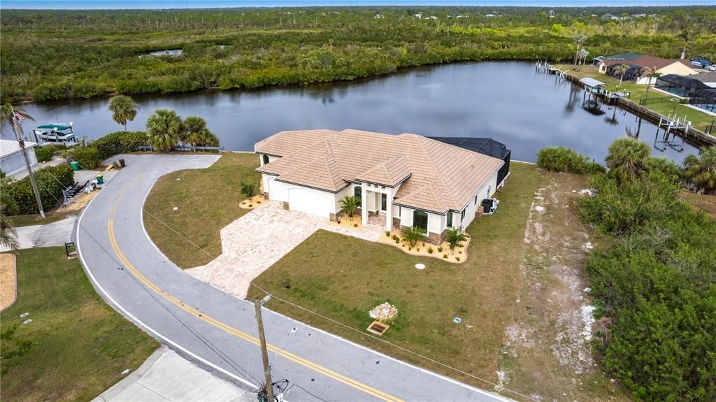 For Sale: $1,199,000 (4 beds, 2 baths, 2450 Square Feet)