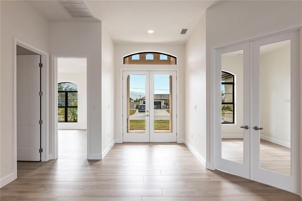 For Sale: $1,199,000 (4 beds, 2 baths, 2450 Square Feet)