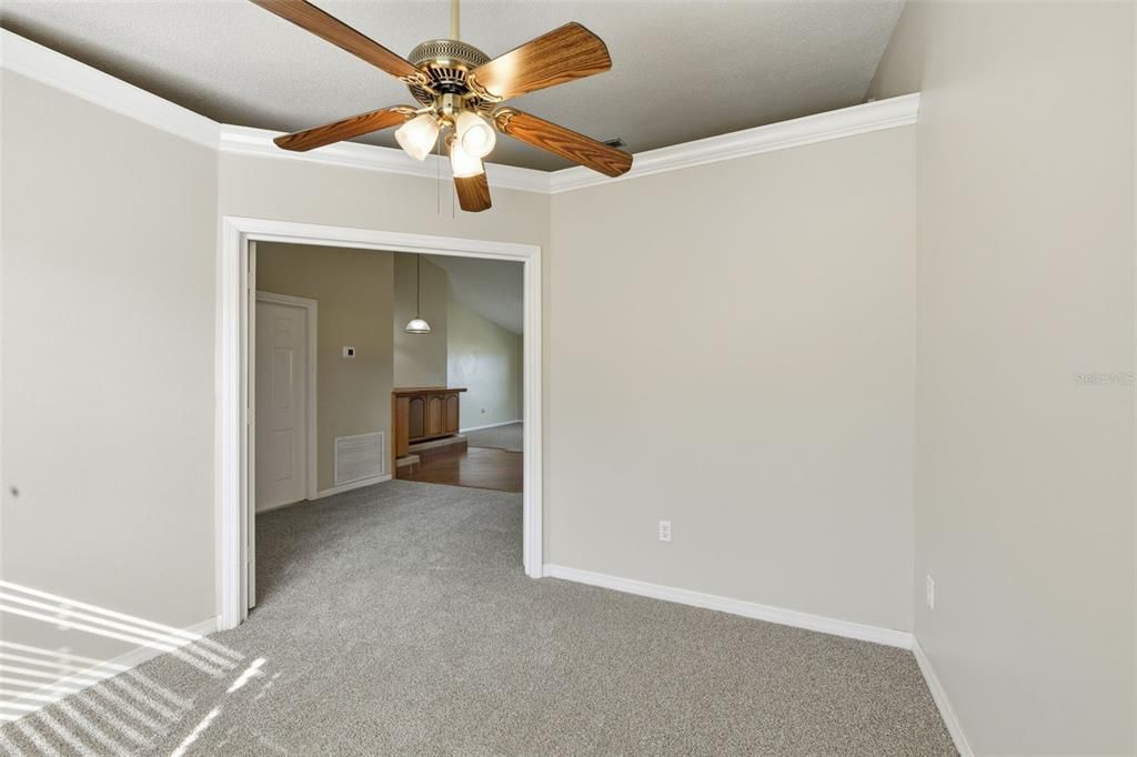 For Sale: $239,900 (3 beds, 2 baths, 1465 Square Feet)