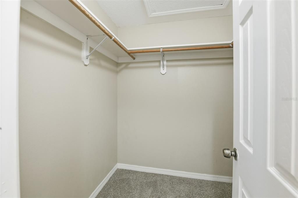 For Sale: $239,900 (3 beds, 2 baths, 1465 Square Feet)