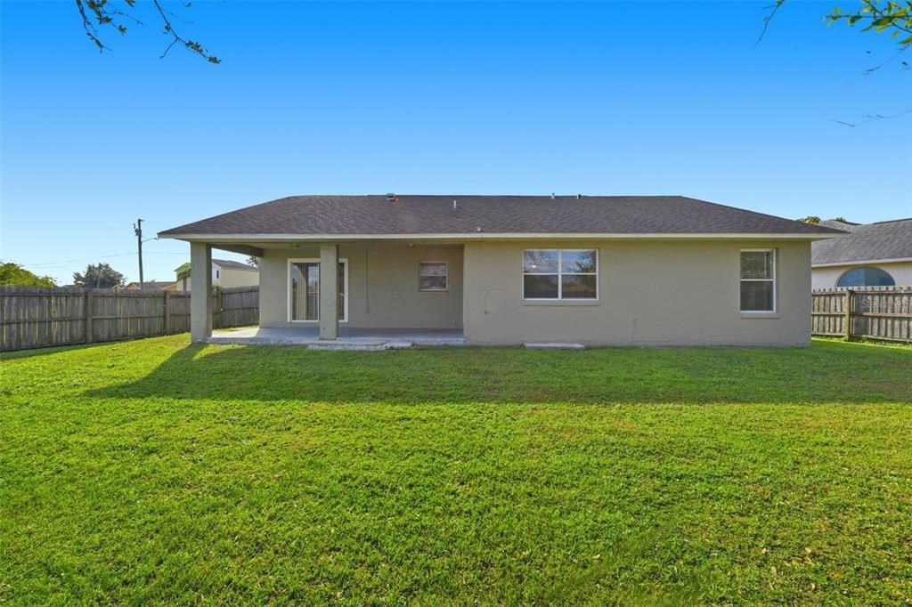For Sale: $239,900 (3 beds, 2 baths, 1465 Square Feet)