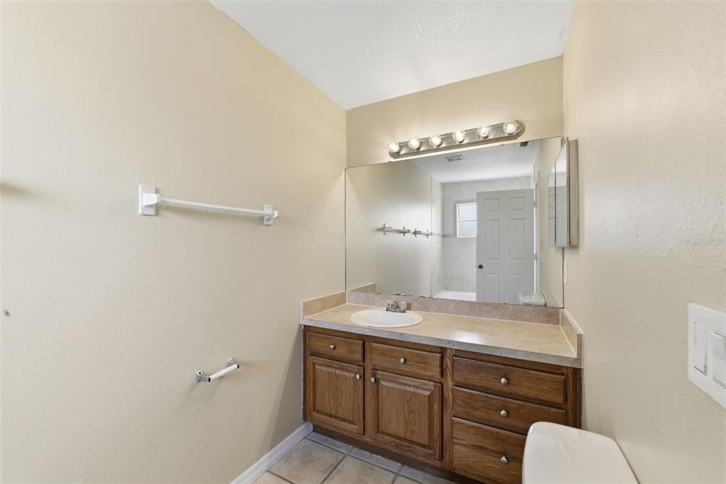 For Sale: $239,900 (3 beds, 2 baths, 1465 Square Feet)