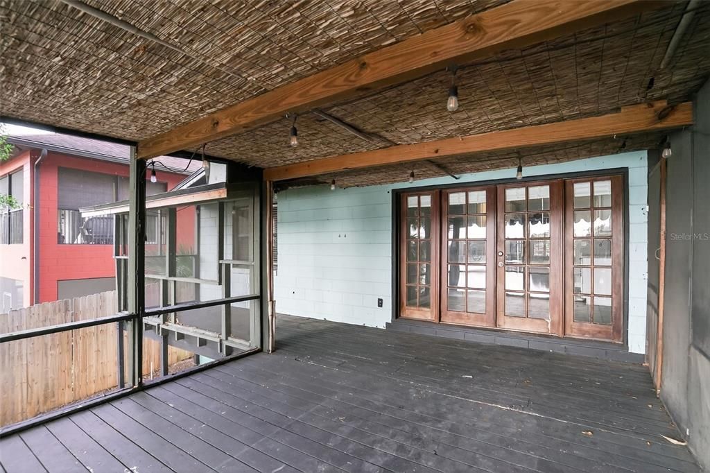 For Sale: $600,000 (3 beds, 2 baths, 1624 Square Feet)