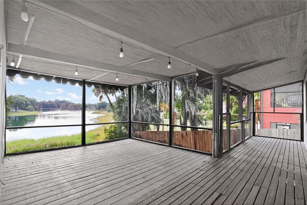 For Sale: $600,000 (3 beds, 2 baths, 1624 Square Feet)