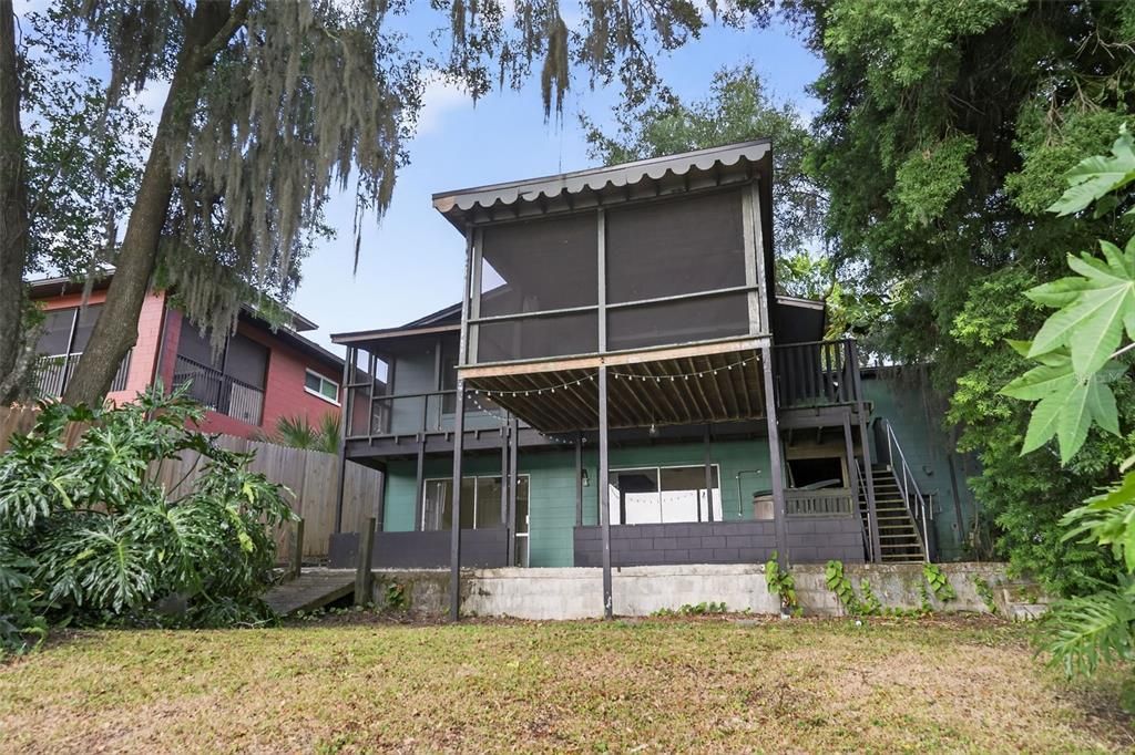 For Sale: $600,000 (3 beds, 2 baths, 1624 Square Feet)