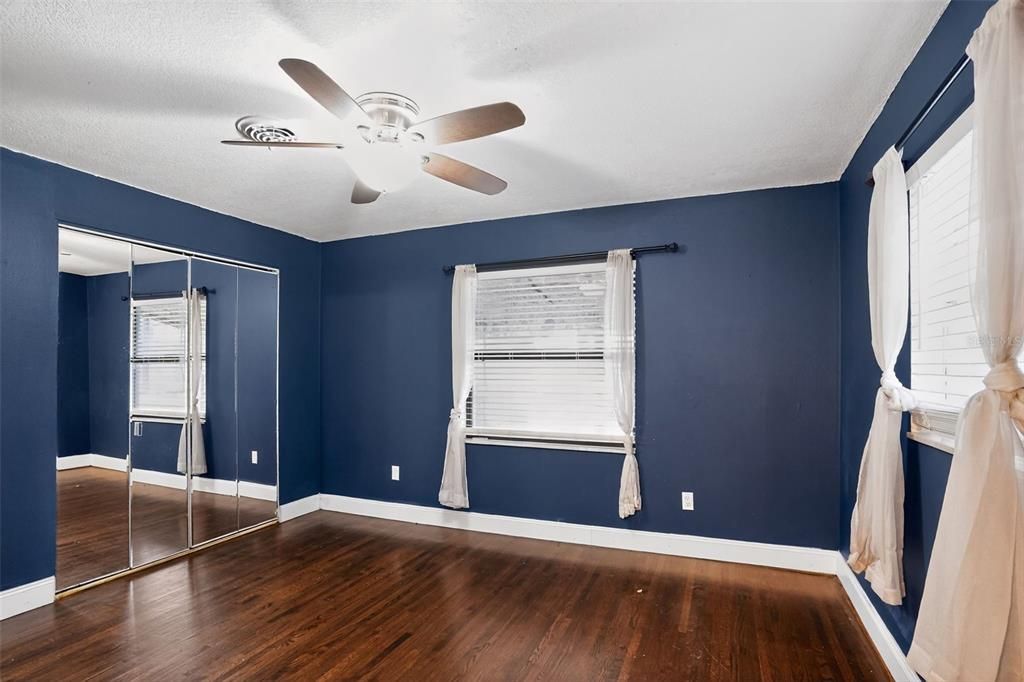 For Sale: $600,000 (3 beds, 2 baths, 1624 Square Feet)