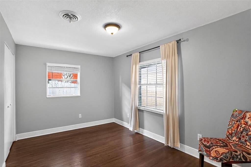 For Sale: $600,000 (3 beds, 2 baths, 1624 Square Feet)