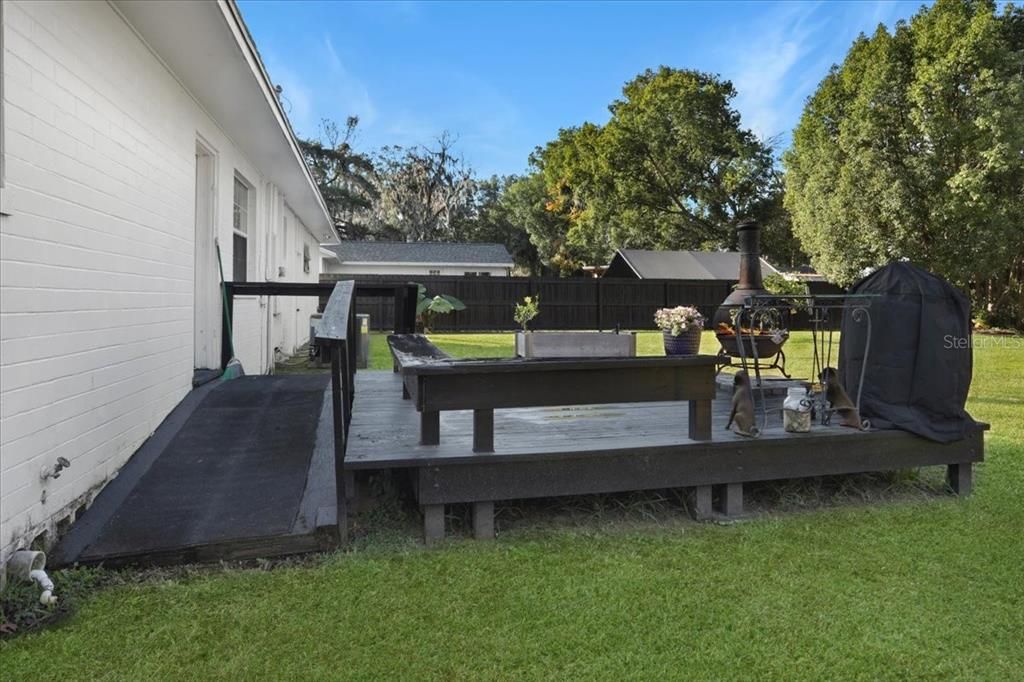 待售: $309,000 (3 贝兹, 1 浴室, 1326 平方英尺)