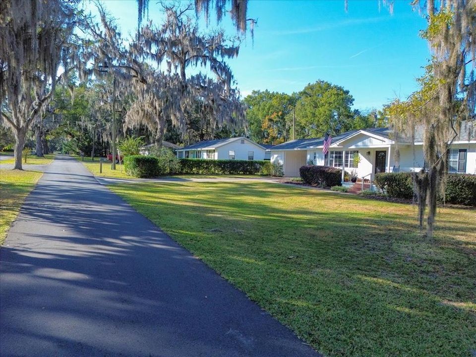 待售: $309,000 (3 贝兹, 1 浴室, 1326 平方英尺)