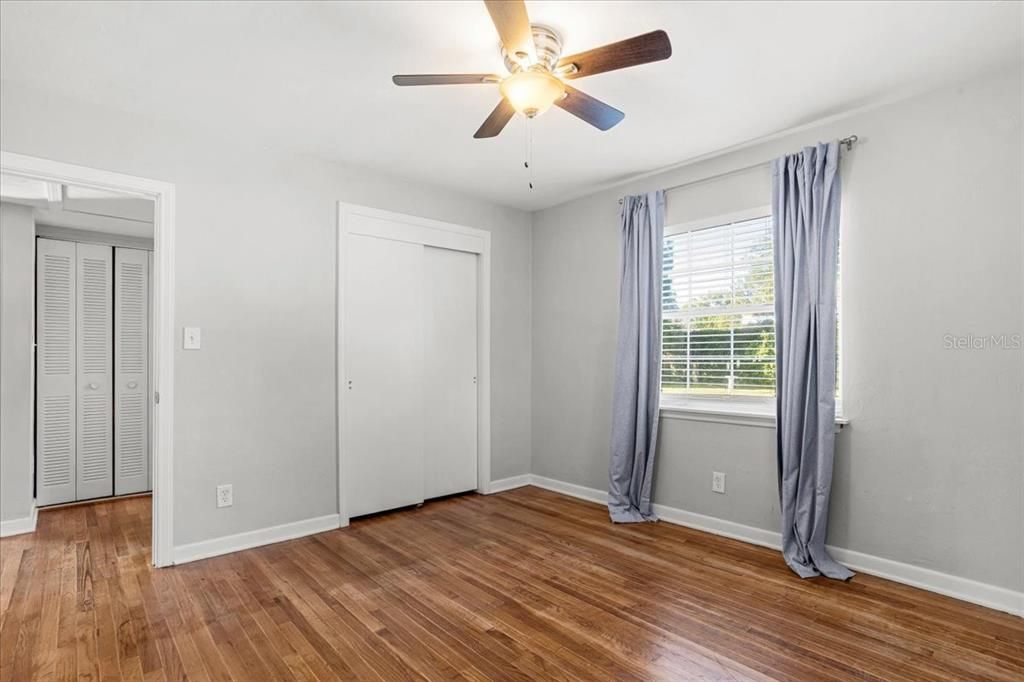 待售: $309,000 (3 贝兹, 1 浴室, 1326 平方英尺)