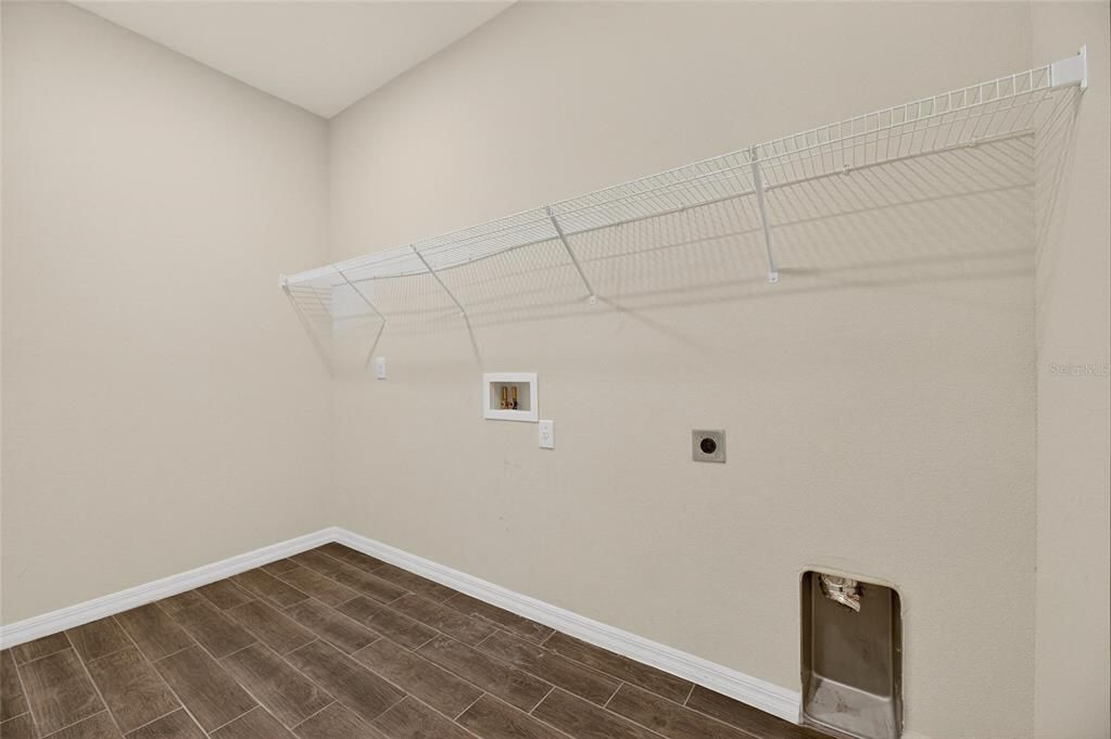 На продажу: $415,000 (3 спален, 2 ванн, 2236 Квадратных фут)