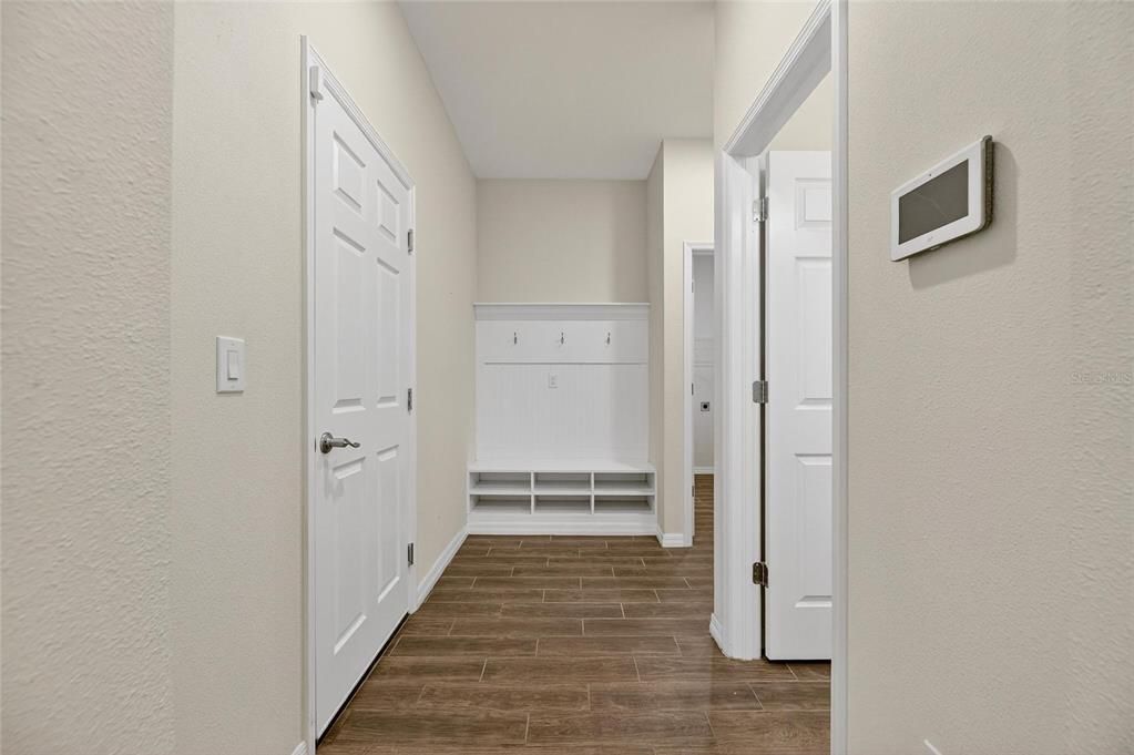 На продажу: $415,000 (3 спален, 2 ванн, 2236 Квадратных фут)