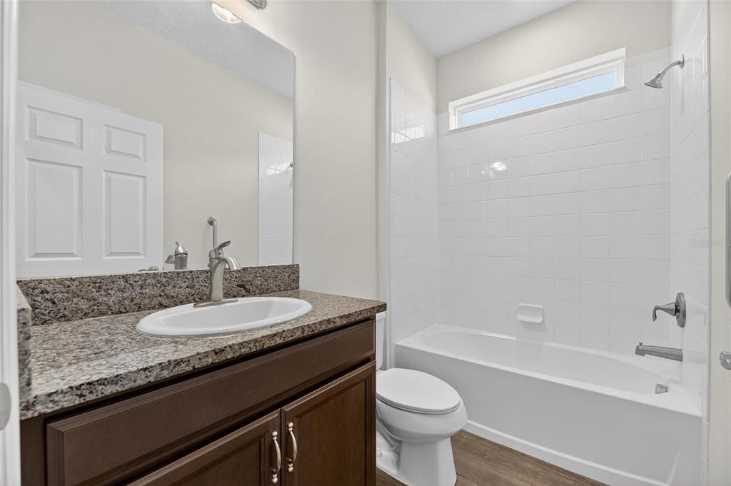 На продажу: $415,000 (3 спален, 2 ванн, 2236 Квадратных фут)