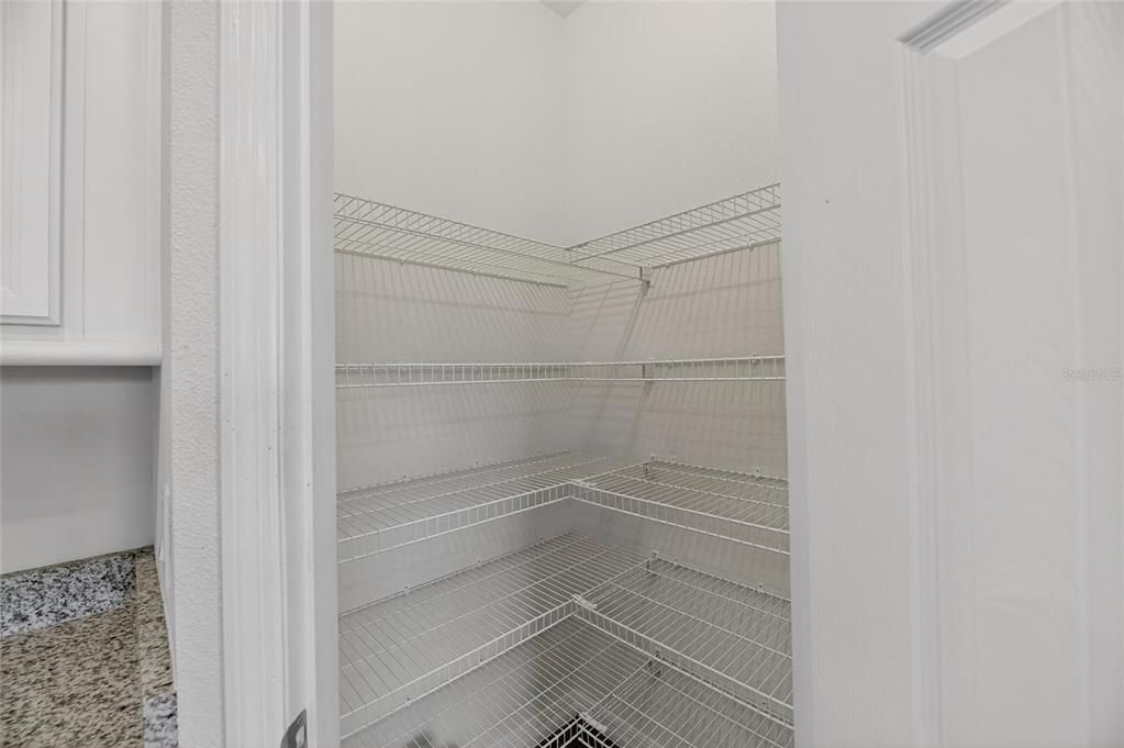 На продажу: $415,000 (3 спален, 2 ванн, 2236 Квадратных фут)