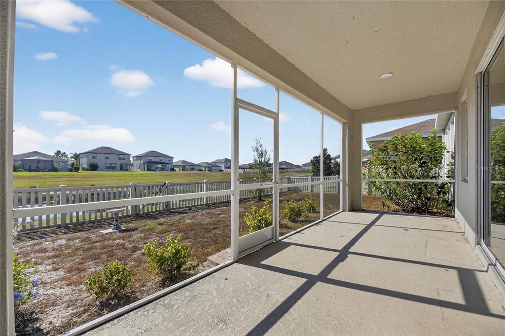 На продажу: $415,000 (3 спален, 2 ванн, 2236 Квадратных фут)