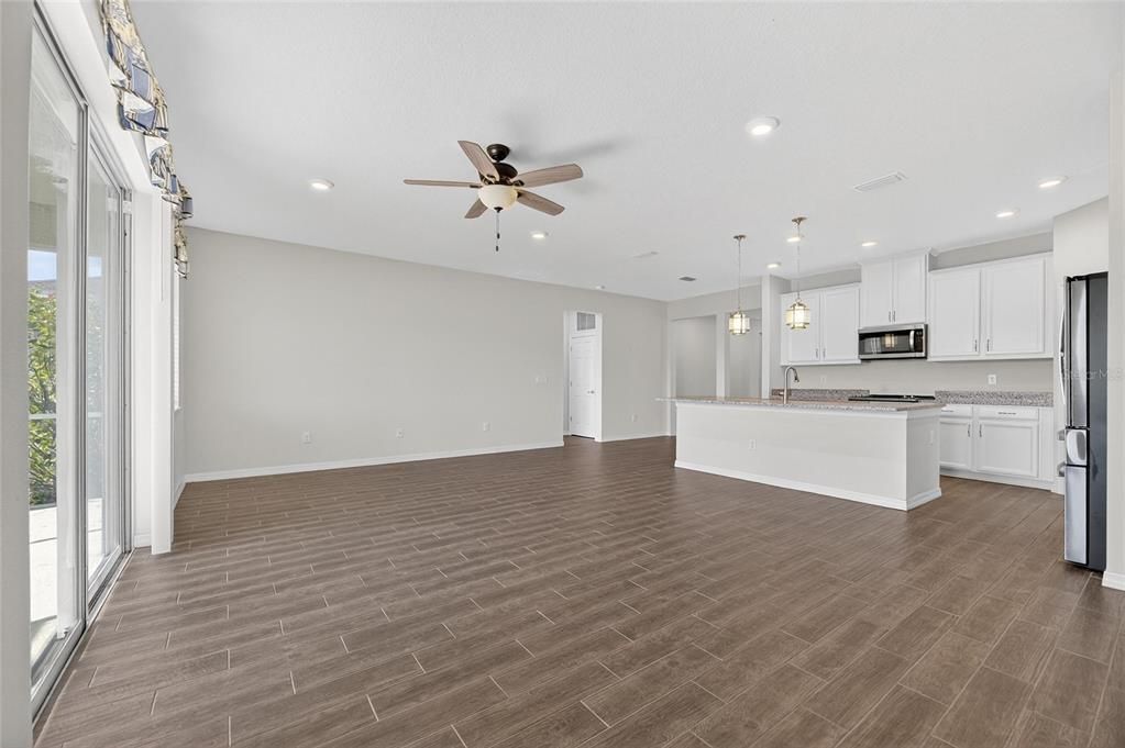 На продажу: $415,000 (3 спален, 2 ванн, 2236 Квадратных фут)