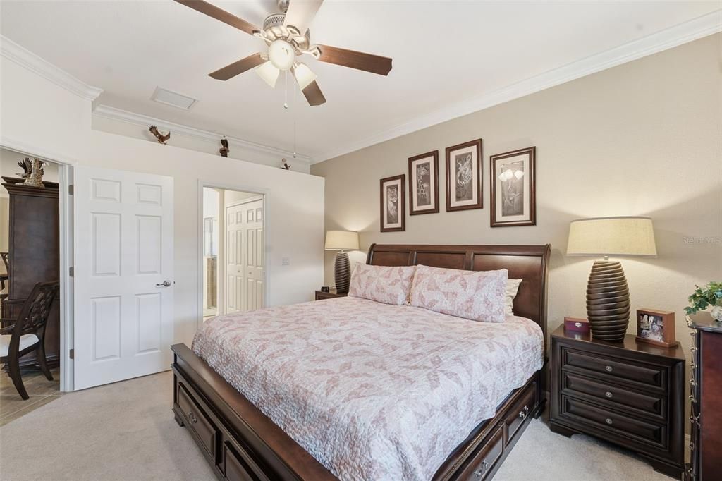 待售: $330,000 (2 贝兹, 2 浴室, 1568 平方英尺)