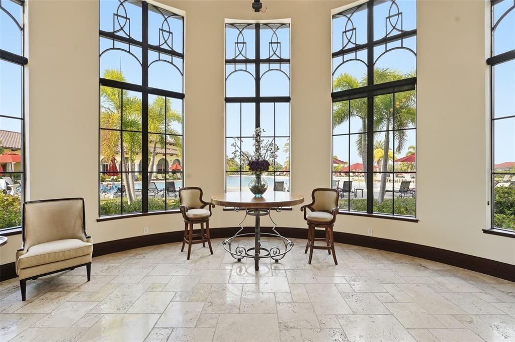 待售: $330,000 (2 贝兹, 2 浴室, 1568 平方英尺)