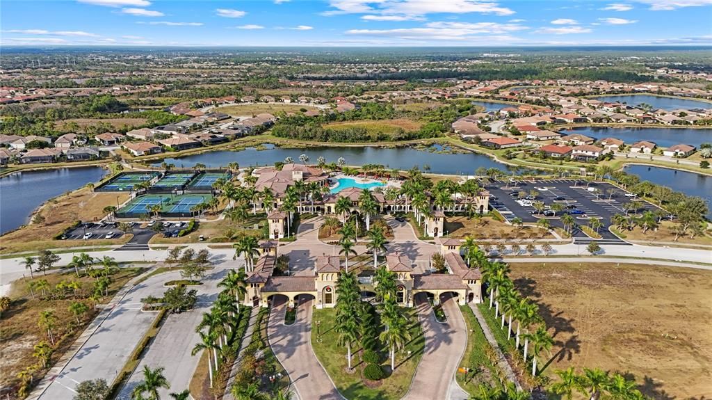 待售: $330,000 (2 贝兹, 2 浴室, 1568 平方英尺)