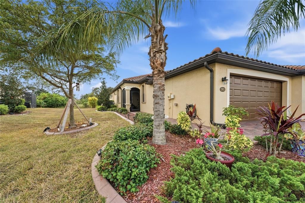 待售: $330,000 (2 贝兹, 2 浴室, 1568 平方英尺)