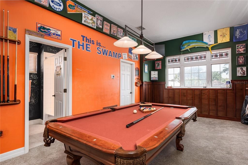 En Venta: $568,000 (4 camas, 3 baños, 2554 Pies cuadrados)