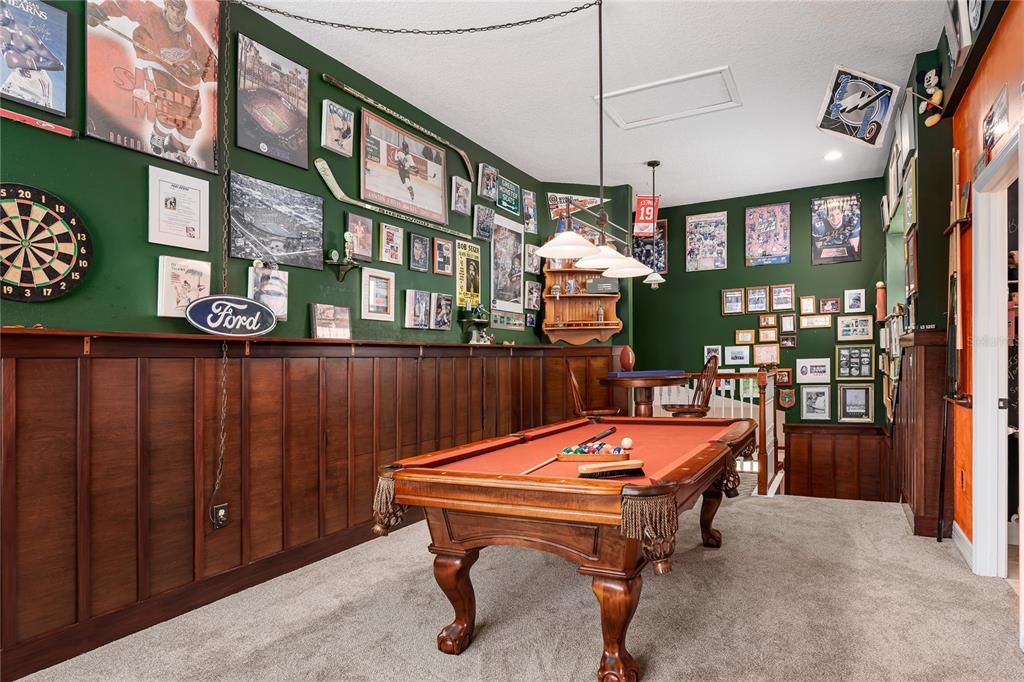 En Venta: $568,000 (4 camas, 3 baños, 2554 Pies cuadrados)